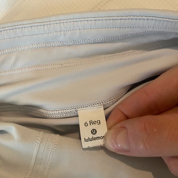 Lululemon Skort 6 - Picture 4 of 4